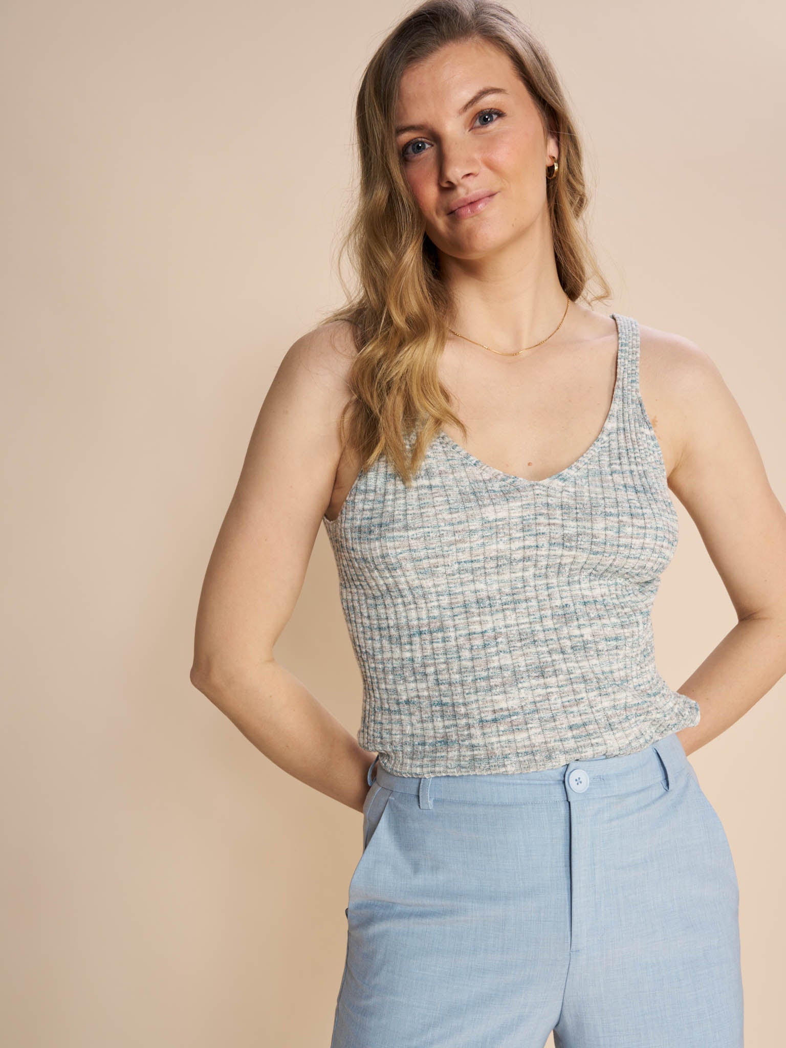 Modelshot / Wasabi / Detail